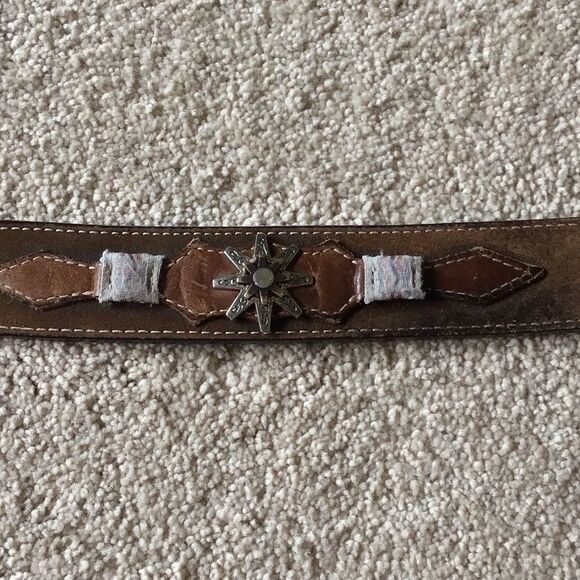 Nocona Western Ribbon Spur Rowel Concho Tab Belt - Picture 3 of 8